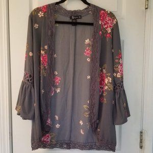 EUC Miss Chevious Kimono XL